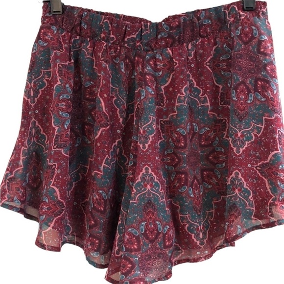 🌺SHOW ME YOUR MUMU Carlos Swing Shorts in Plum Princess Size Small🌺 - Picture 3 of 4